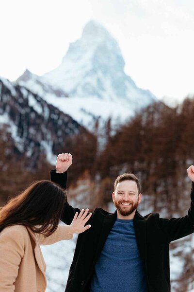 engagement couple photoshoot