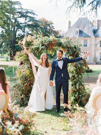 chateau-bouthonvilliers-wedding-paris-wedding-photographer-mackenzie-reiter-photography-1