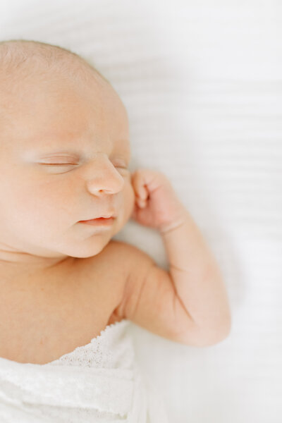 photography spokane wa of newborn baby profile