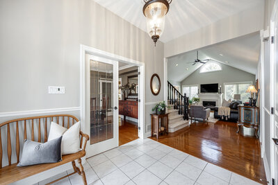 24 Worthington foyer (2)