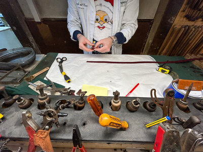 Custom belt sizing at Scuola del Cuoio (School of Leather) in Florence, Italy.