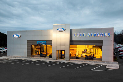 Four Seasons Ford showroom, built by Cooper Construction