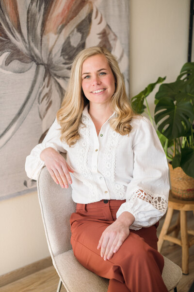 Verzuim, re-integratie, hormonale klachten, PMS, PCOS, zwanger, zwangerschap, zwangerschapswens, postnatale depressie, burn-out, moe, moeheid, vermoeidheid, overgang, opvliegers, speekseltest, omega 3, omega 3 test, vitaminen, mineralen, orthomoleculair, traject, huidklachten, acne, advies, vitaliteit, energie, balans, holistisch, vitaal, consult, kinesiologie, lichaam terug in balans, stress, stress release, psoas, spier van de ziel, ontladen, loslaten, holistisch therapeut, kinesiologie, doorbraak, regie, Holistisch masseur, ontspanning, burn-out, loslaten, emoties, blokkades, gezondheid, herstel, vermoeidheid, klachten, pijn, spieren, meridianen, Chinese geneeskunde, oosters, balans, immuunsysteem, ontgiften, tijd voor jezelf, spanning, masseur, holistisch, cupping, triggerpoints, massage, cupping massage