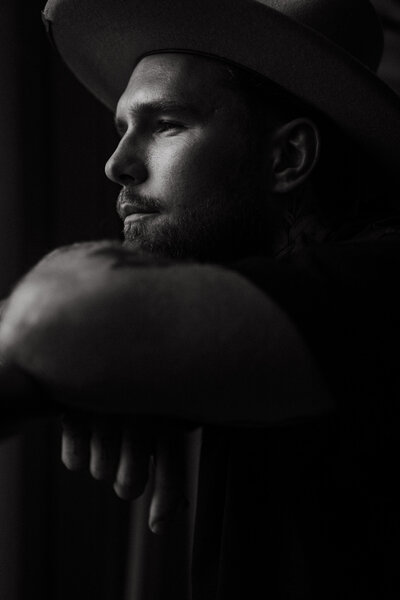 portrét muže Misha photo