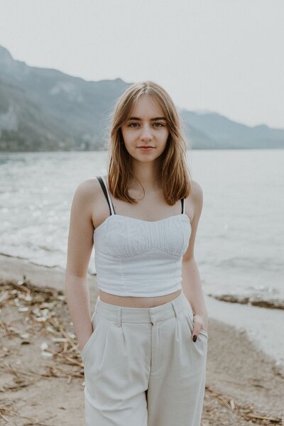 Photographe portrait annecy seance photo baie de talloire
