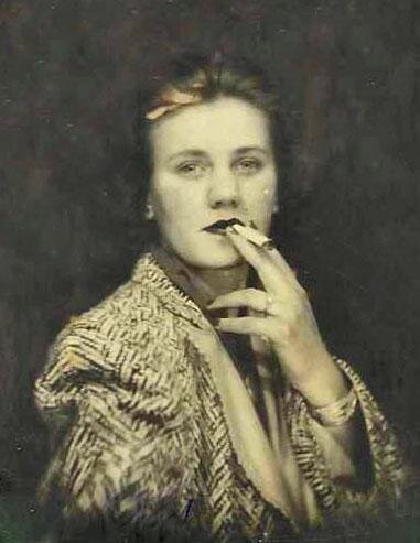 vintage portrait 1940s sepia