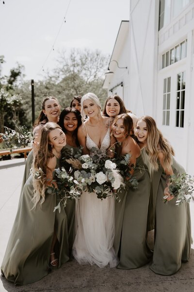 Elegant makeup application by a top Houston makeup artist, perfect for a sophisticated Houston wedding and radiant bride-to-be.