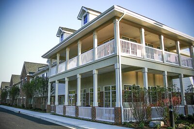 Lake Pointe Landing buildings built by Cooper Construction