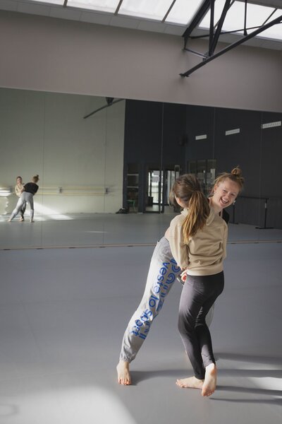 Atelier de danse parents-enfants animé par Florence Hoohs en Alsace
