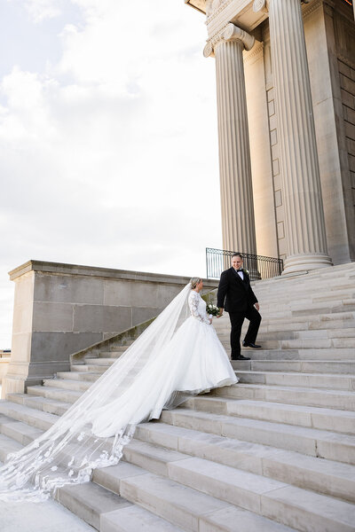 Cleveland Luxury Wedding Photographer Lindsey Ramdin Downtown Cleveland Wedding24