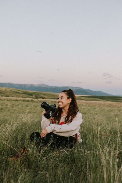 adventurous-destination-elopement-wedding-photographer-story-teller