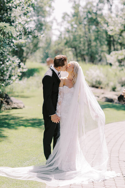 raven-alexandra-signature-weddings-calgary-banff-jasper-alberta-saskatoon-saskatchewan-luxury-wedding-planner-k-and-w-wedding-241