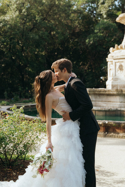 bride and groom kissing captured by destination and mexico wedding photographer elsie goodman