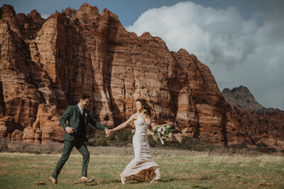 zion-national-park-elopement-photographer-wild-within-us (8)