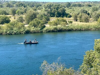 Boat rides on the Okanvango river