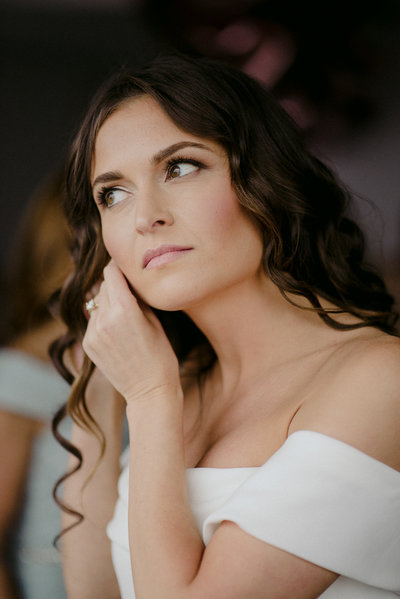 bride at W hotel hoboken gets ready photography