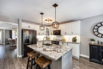 941 Greenleaf kitchen (4)-2