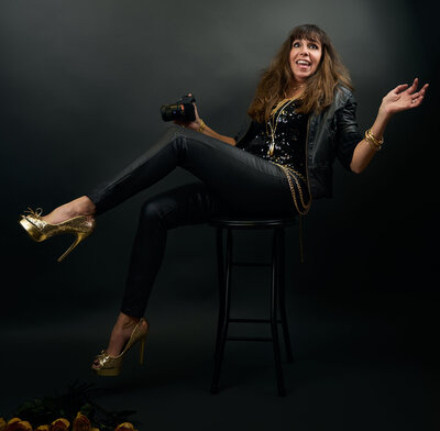 Dena-meeder-self-portrait-with-camera