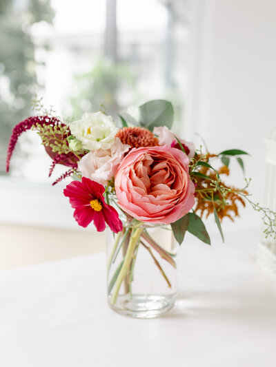 connecticut-wedding-photographer-flowers