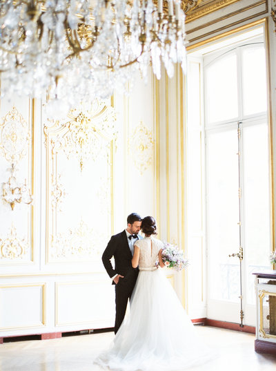 Bride and groom at Hôtel Le Marois in Paris, France