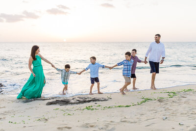 Oahu Family Photographer - What to wear for beach pictures