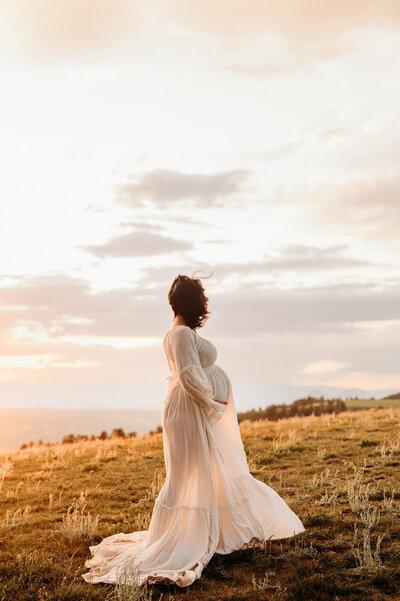 Maternity photos in woodland park, Colorado