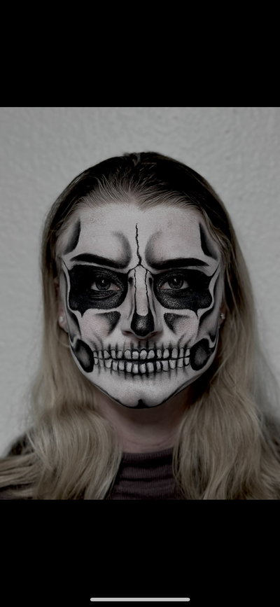 soft glam makeup on black woman Jacksonville, FL