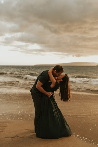 Caitlin-Grace-Photography-Elopement-wedding-couples-photographer-Couples07