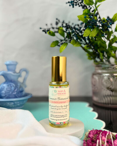 sun-and-moon-garden-botanicals-summer-orchid-papaya-body-oil-2