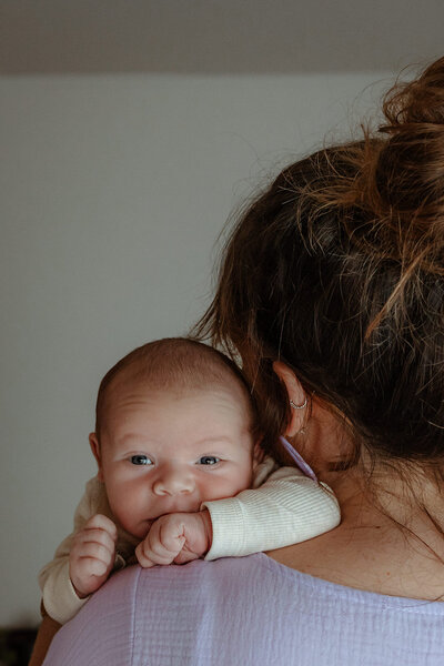 NEWBORNSHOOTRIQUEbyKARENVLPHOTOGRAPHY