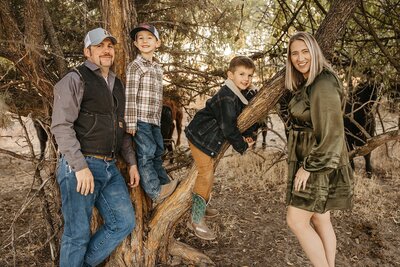 Outdoor Candid Family Portraits in Wichita, Kansas