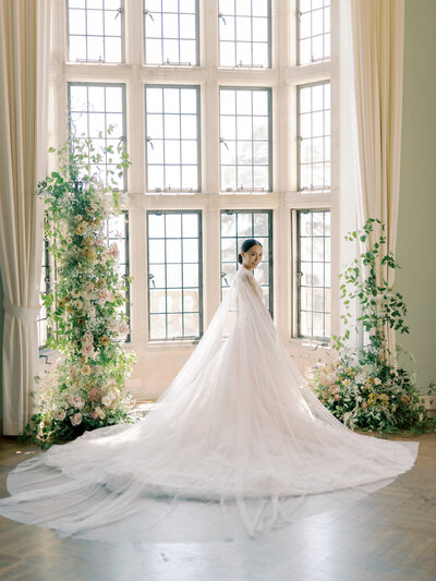4 COVER 199_Katie_Garrett_Wedding
