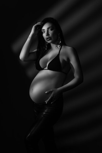 Fine Art Maternity  Photography in London Ontario