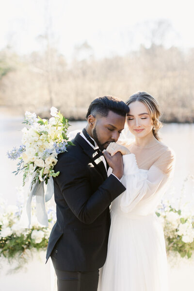 Luxury summer wedding in Atlanta at Historic Red Farm