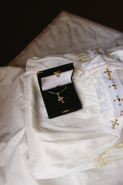 Get to know Sol Luna Photography, your Mid Michigan Wedding Photographer. Learn about our passion for capturing the love stories of couples who value elegance, authenticity, and timeless moments. Discover how we create stunning imagery to cherish forever.