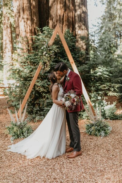 nothern california wedding couple