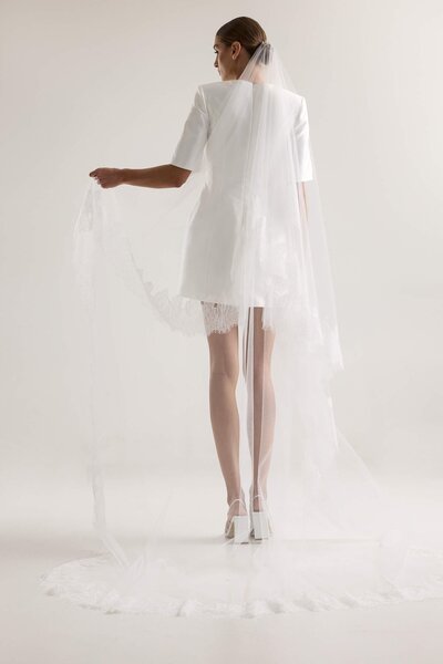 ChosenbyKYHA-Ecomm-November-SR-Edith-Lace-Veil-1447_2000x2000