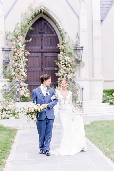 church-bride-and-groom-photo