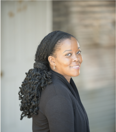 Meet Lynda, Atlanta based Headshot Photographer