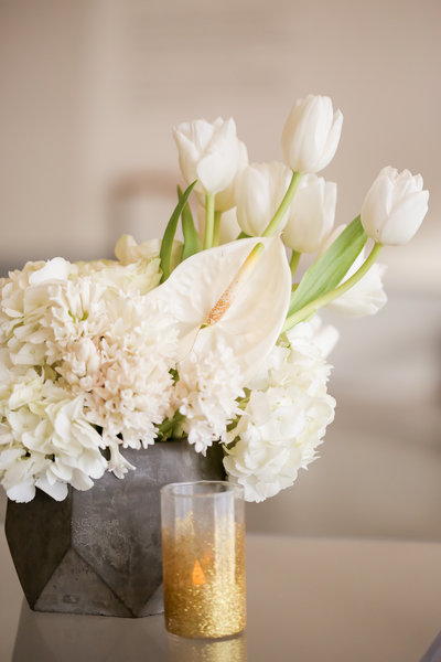 Modern flower arrangement, White Tulips