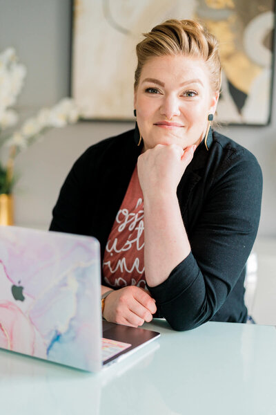 headshot of Becca Mai, business coach and wedding planner in virginia