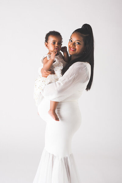 Mother's Day Mini Sessions | Seattle Studio | Heleyna Holmes