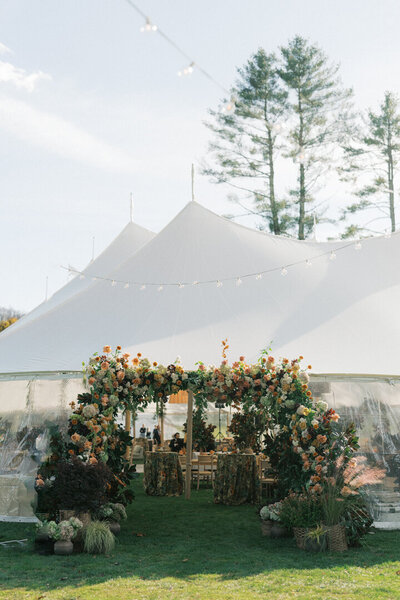 A classic and timeless wedding day at Greenville Country Club in Wilmington, Delaware