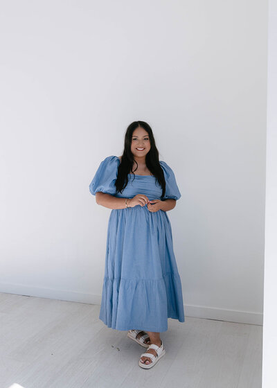 Arely Escalera and the Dove and Grace Content Co. team, passionate about capturing authentic wedding moments and telling unique love stories through content creation.
