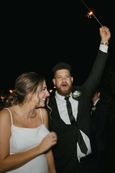 philadelphia-wedding-photographer-portraits-in-blizzard