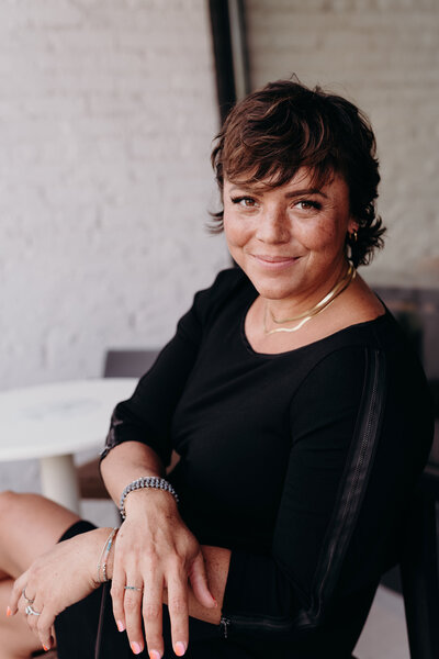 Natalie Lofthouse Spirituality and Mindset coach in Utah smiling