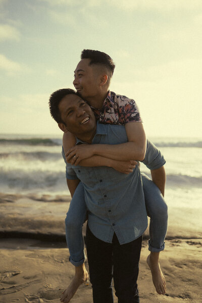 Thuy Tran Photos captures photos of couples, engagements and weddings in San Diego