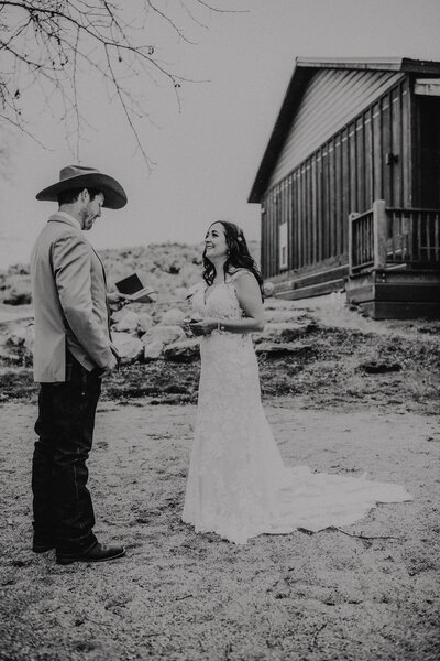 texas elopement bride and groom reading their vows