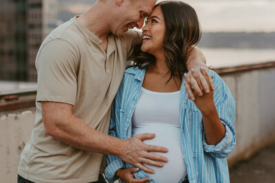 Centralia family photographer capturing love and connection