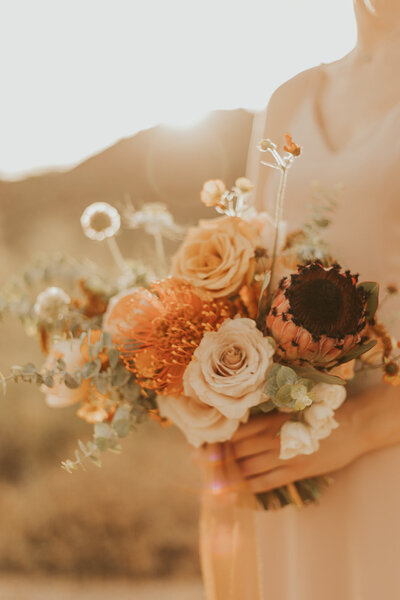 desert-bride-color-schemes-floral-phoenix